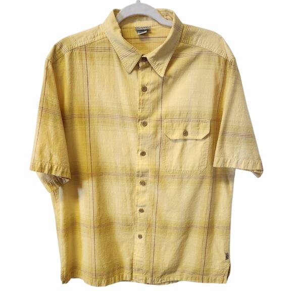 White Sierra Yellow Red Plaid Button Down Short Sleeve Outdoor Shirt Men Large - Picture 1 of 4